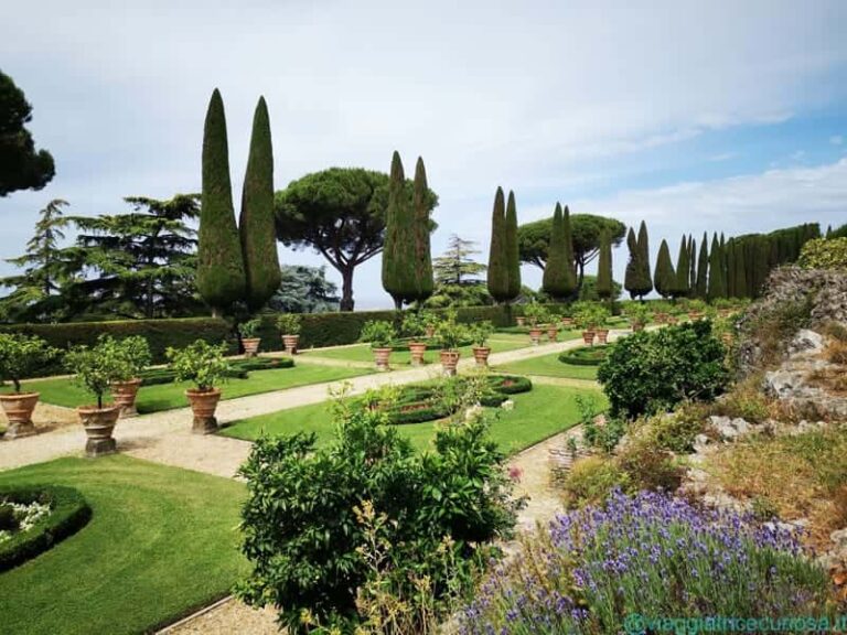 I Giardini Di Castel Gandolfo Dalla Villa Di Domiziano Alla Residenza