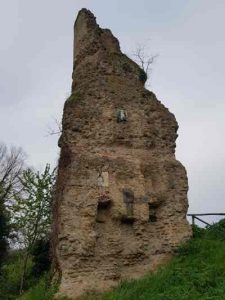 Tomba "a torre" a Ocriculum