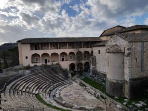 Teatro romano e chiesa di Sant'Agata