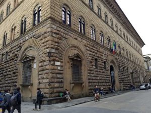 Palazzo Medici Riccardi su via Cavour (l’antica via Larga)